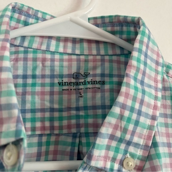 Vineyard Vines • Boys Poplin Whale Button Down Shirt - Picture 3 of 6
